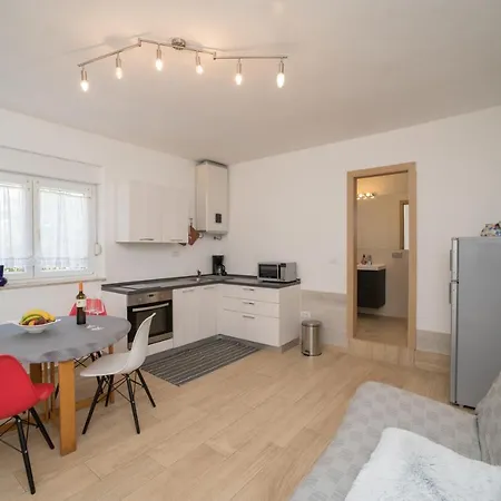Oliveum Apartment